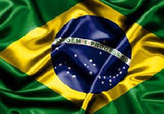 Brazilian officials threw the crackers on England's supporters | ब्राझीलच्या सर्मथकांनी इंग्लंडच्या सर्मथकांवर फटाके फेकले Brazilian officials threw the crackers on England's supporters | ब्राझीलच्या सर्मथकांनी इंग्लंडच्या सर्मथकांवर फटाके फेकले