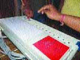 Jalna district recorded 41 percent voting | जालना जिल्ह्यात ४१ टक्के मतदान