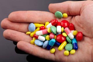 Plans to provide 50 free drugs | 50 औषधे मोफत देण्याची योजना Plans to provide 50 free drugs | 50 औषधे मोफत देण्याची योजना
