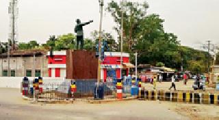 Signals required at Ambedkar Chowk | आंबेडकर चौकात लागणार सिग्नल Signals required at Ambedkar Chowk | आंबेडकर चौकात लागणार सिग्नल
