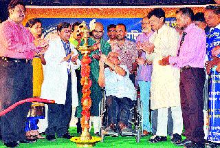 Adding materials to the medical field will be a big task | वैद्यकीय क्षेत्राशी साहित्य जोडल्यास मोठे काम होईल Adding materials to the medical field will be a big task | वैद्यकीय क्षेत्राशी साहित्य जोडल्यास मोठे काम होईल