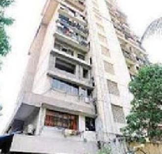 The unauthorized floors of CampaCola electricity, water broke | कॅम्पाकोलातील अनधिकृत मजल्यांचे वीज, पाणी तोडले The unauthorized floors of CampaCola electricity, water broke | कॅम्पाकोलातील अनधिकृत मजल्यांचे वीज, पाणी तोडले