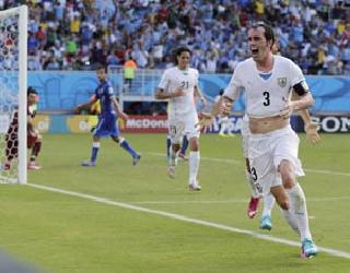 Uruguay in the next round | उरुग्वे बाद फेरीत Uruguay in the next round | उरुग्वे बाद फेरीत