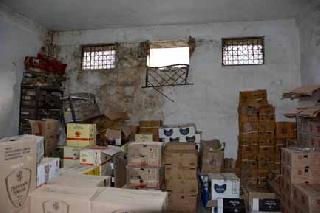 Wrecked warehouse; 15 lakh foreign liquor lamps | गोदाम फोडले; १५ लाखांची विदेशी दारू लंपास Wrecked warehouse; 15 lakh foreign liquor lamps | गोदाम फोडले; १५ लाखांची विदेशी दारू लंपास