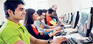 The process of 'online' process is the speed | ‘आॅनलाईन’ प्रक्रियेने घेतला वेग The process of 'online' process is the speed | ‘आॅनलाईन’ प्रक्रियेने घेतला वेग