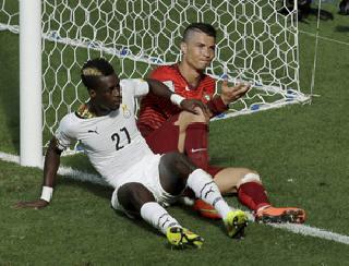 Portugal out of the tournament | पोर्तुगाल स्पर्धेबाहेर