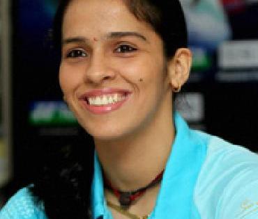 Saina, Sindhu into quarterfinals | सायना, सिंधू उपांत्यपूर्व फेरीत Saina, Sindhu into quarterfinals | सायना, सिंधू उपांत्यपूर्व फेरीत