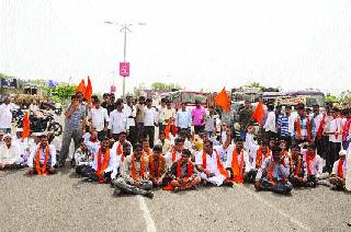 Road to the city bus service | शहर बससेवेसाठी रास्तारोको