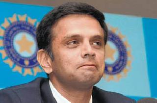 Dravid became consultant | द्रविड बनला सल्लागार
