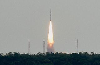 Successful launch of 5 foreign satellites by PSLV | पीएसएलव्हीद्वारे 5 विदेशी उपग्रहांचे यशस्वी प्रक्षेपण
