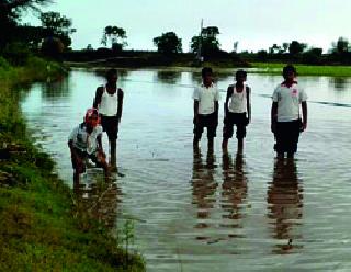 Twenty hours of heavy rainfall in Baramat | बारामतीत दोन तास मुसळधार पाऊस