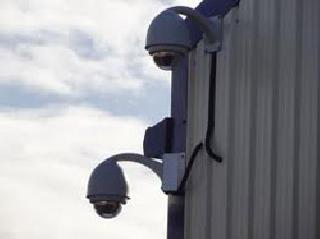 CCTV eye on brokers now! | दलालांवर आता सीसीटीव्हीची नजर! CCTV eye on brokers now! | दलालांवर आता सीसीटीव्हीची नजर!
