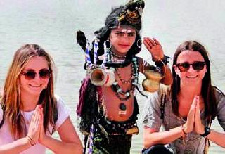 Russian women love Goa! | रशियन महिला गोव्याच्या प्रेमात ! Russian women love Goa! | रशियन महिला गोव्याच्या प्रेमात !