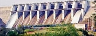 Purna dam level has dropped | पूर्णा धरणाची पातळी घसरली Purna dam level has dropped | पूर्णा धरणाची पातळी घसरली