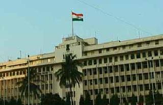 Students from other provinces do not have access to the state quota | परराज्यांतील विद्याथ्र्याना राज्य कोटय़ातून प्रवेश नाही Students from other provinces do not have access to the state quota | परराज्यांतील विद्याथ्र्याना राज्य कोटय़ातून प्रवेश नाही