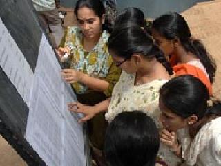 Future of eleventh students in the dark? | अकरावीच्या विद्यार्थ्यांचे भवितव्य अंधारात? Future of eleventh students in the dark? | अकरावीच्या विद्यार्थ्यांचे भवितव्य अंधारात?
