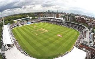 Audience Testers at Lord's | लॉर्ड्सवर प्रेक्षकांसाठी कसोटी खर्चीक