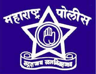 Waiting for the police station | पोलिस स्टेशनची प्रतीक्षा Waiting for the police station | पोलिस स्टेशनची प्रतीक्षा
