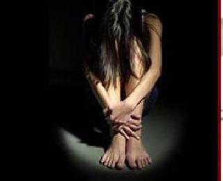 Rape of AAP activist in Bhayander | भाईंदरमध्ये ‘आप’च्या कार्यकर्तीवर बलात्कार Rape of AAP activist in Bhayander | भाईंदरमध्ये ‘आप’च्या कार्यकर्तीवर बलात्कार