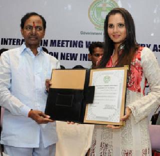 Pakistan does not have sunbay for the brand ambassador of Telangana | तेलंगणच्या ब्रँड अँम्बेसेडरपदी पाकची सूनबाई नको