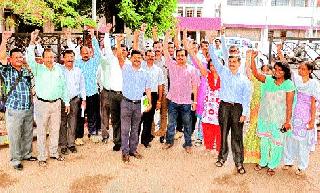Revenue Department jam | महसूल विभाग ठप्प Revenue Department jam | महसूल विभाग ठप्प
