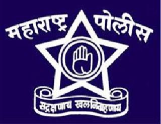 Teacher's complaint with the police | शिक्षकांचा पोलिसांशी वाद Teacher's complaint with the police | शिक्षकांचा पोलिसांशी वाद