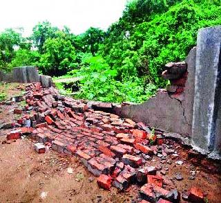 Rainfall in Kalwan taluka | कळवण तालुक्यात पावसाचे थैमान Rainfall in Kalwan taluka | कळवण तालुक्यात पावसाचे थैमान