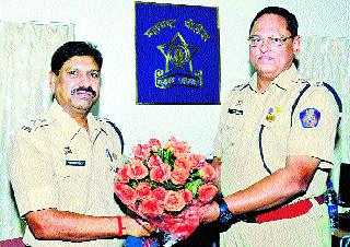Superintendent of Police | पोलीस अधीक्षक मंडलिकांनी घेतली सूत्रे Superintendent of Police | पोलीस अधीक्षक मंडलिकांनी घेतली सूत्रे