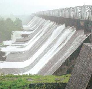 To the brim over the lake | तलाव भरले काठोकाठ To the brim over the lake | तलाव भरले काठोकाठ