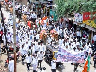 Ballagadi Front at Sonpeth Tehsil | सोनपेठ तहसीलवर बैलगाडी मोर्चा Ballagadi Front at Sonpeth Tehsil | सोनपेठ तहसीलवर बैलगाडी मोर्चा