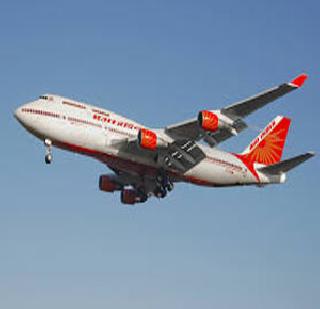 Alcoholic traveler built on the plane | मद्यपी प्रवाशाला विमानातच बांधले Alcoholic traveler built on the plane | मद्यपी प्रवाशाला विमानातच बांधले