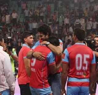 Jaipur Panthers victory streak | जयपूर पँथर्सची विजयी घोडदौड Jaipur Panthers victory streak | जयपूर पँथर्सची विजयी घोडदौड