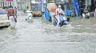 Rainfall persists | पावसाचा जोर कायम