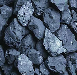 Due to the shortage of coal, the danger of electricity | कोळशाच्या टंचाईमुळे वीजनिर्मिती धोक्यात