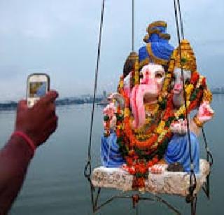 Swamiji Ghat, built by self-service | स्वखर्चाने उभारला विसर्जन घाट Swamiji Ghat, built by self-service | स्वखर्चाने उभारला विसर्जन घाट