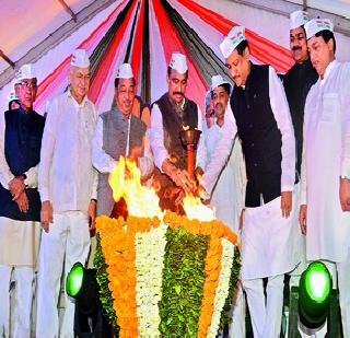 The Modi government is responsible for the power crisis | वीज संकटाला मोदी सरकार जबाबदार The Modi government is responsible for the power crisis | वीज संकटाला मोदी सरकार जबाबदार