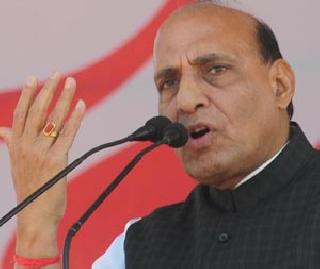 Police get punished by criminals after marriage - Rajnath Singh | गुन्हेगारांना गोळ्या घातल्यावर पोलीसांना मिळतो विवाहसौख्याचा आनंद - राजनाथ सिंह