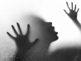 Due to the disobedience of Govaki's order, gang-rape, gang rape, murder | गावकीचा आदेश धुडकावल्यामुळे तृणमूलच्या गुंडांनी केला सामूहिक बलात्कार, खून Due to the disobedience of Govaki's order, gang-rape, gang rape, murder | गावकीचा आदेश धुडकावल्यामुळे तृणमूलच्या गुंडांनी केला सामूहिक बलात्कार, खून