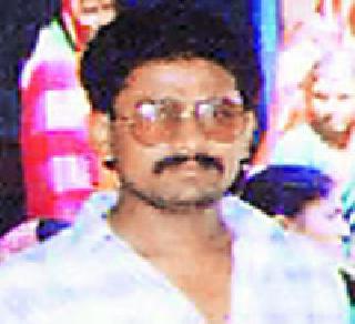 Santosh Mane's hanging for innocent civilians remains hanging | निरपराध नागरिकांचा जीव घेणा-या संतोष मानेची फाशी कायम Santosh Mane's hanging for innocent civilians remains hanging | निरपराध नागरिकांचा जीव घेणा-या संतोष मानेची फाशी कायम