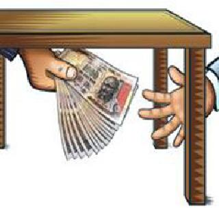 Bribe construction chairmaker | लाचखोर बांधकाम सभापती गजाआड Bribe construction chairmaker | लाचखोर बांधकाम सभापती गजाआड