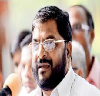 Suspend government decisions over a month | महिनाभरातील शासन निर्णयांना स्थगिती द्या Suspend government decisions over a month | महिनाभरातील शासन निर्णयांना स्थगिती द्या