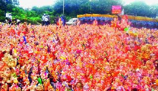 Donation of 2 lakh 62 thousand Ganesh idols made by citizens | नागरिकांनी केल्या दोन लाख ६२ हजार गणेशमूर्ती दान