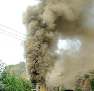 200 tonnes of coal production jam | २०० टन कोळसा उत्पादन ठप्प