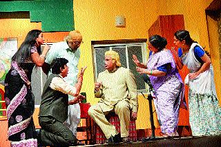 'Correct right' | ‘पुन्हा सही रे सही’ने उडवली धमाल 'Correct right' | ‘पुन्हा सही रे सही’ने उडवली धमाल