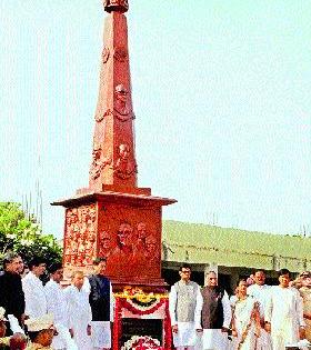 The fight will not be wasted - Chief Minister | लढा व्यर्थ होऊ दिला जाणार नाही -मुख्यमंत्री The fight will not be wasted - Chief Minister | लढा व्यर्थ होऊ दिला जाणार नाही -मुख्यमंत्री