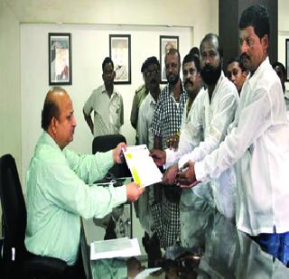 The record of Vikram-MiniDoire | विक्रम-मिनीडोअरचा संप The record of Vikram-MiniDoire | विक्रम-मिनीडोअरचा संप