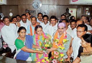 ZP coalition strengthens | जि.प.त युती मजबूत ZP coalition strengthens | जि.प.त युती मजबूत