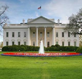 White House arrests | व्हाईट हाऊसमध्ये घुसणा-यास अटक White House arrests | व्हाईट हाऊसमध्ये घुसणा-यास अटक