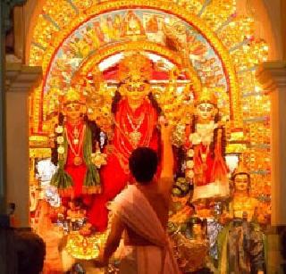 Durgamate's devotional installation | दुर्गामातेची भक्तिभावाने प्रतिष्ठापना Durgamate's devotional installation | दुर्गामातेची भक्तिभावाने प्रतिष्ठापना