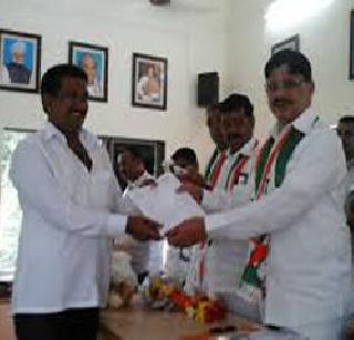 Suresh Lad's nomination in Karjat | कर्जतमध्ये सुरेश लाड यांचे नामांकन